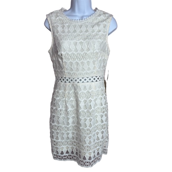 Lulu’s NWT cream lace sheath dress size medium - Picture 2 of 10